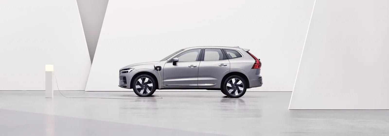 Volvo XC60 (MY2025 PHEV) – Volvo-Service in Seuzach